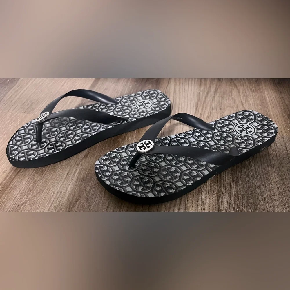 Women's Tory Burch Reva Flip Flops in Black and Gray